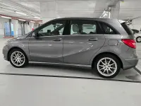 Gebraucht Mercedes B180 109 PS (80 kW) 2013 Grau Kleinwagen