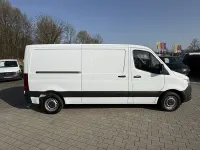 Gebraucht Mercedes Sprinter 114 PS (83 kW) 2023 Arktikweiß Van