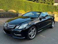 Gebraucht Mercedes E220 AMG 170 PS (125 kW) 2012 Schwarz Cabrio