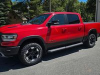 Gebraucht Dodge Ram 401 PS (294 kW) 2021 Rot Pickup