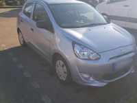 Gebraucht Mitsubishi Space Star 71 PS (52 kW) 2015 Silber Kleinwagen