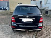 Gebraucht Mercedes ML350 230 PS (169 kW) 2011 Schwarz SUV