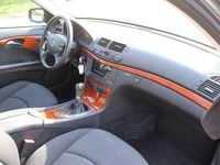 Gebraucht Mercedes E200 184 PS (135 kW) 2006 Grau Limousine