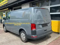 Gebraucht VW Transporter 150 PS (110 kW) 2022 Grau Van