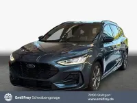 Gebraucht Ford Focus ST-Line X 125 PS (91 kW) 2023 Chrome blue metallic Kombi