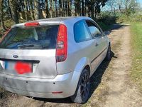 Używany Ford Fiesta 60 KM (44 kW) 2004 Hatchback