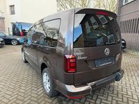Gebraucht VW Caddy 122 PS (89 kW) 2019 Braun Van / Kleinbus