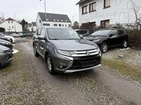 Gebraucht Mitsubishi Outlander Diamant Edition 150 PS (110 kW) 2017 Grau SUV