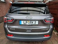 Gebraucht Jeep Compass Limited 170 PS (125 kW) 2020 Grau SUV