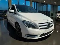 Gebraucht Mercedes B200 156 PS (114 kW) 2012 Weiß Kleinwagen
