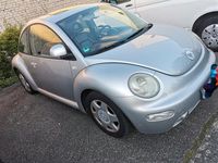 Second-hand VW New Beetle 115 CP (84 kW) 2000 Argintiu Hatchback