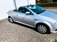 Gebraucht Opel Tigra 90 PS (66 kW) 2006 Silber Cabrio
