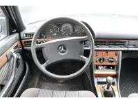 Gebraucht Mercedes 300 SE 179 PS (131 kW) 1988 Grau Limousine