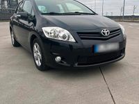 Gebraucht Toyota Auris Edition 99 PS (72 kW) 2012 Schwarz Kleinwagen
