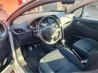 Gebraucht Peugeot 207 75 PS (55 kW) 2007 Silber Kleinwagen