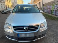 Gebraucht VW Touran 140 PS (102 kW) 2007 Silber Van / Kleinbus