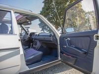 Gebraucht Mercedes 300 88 PS (64 kW) 1982 Weiß Kombi