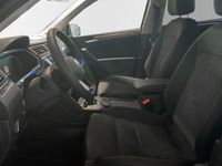 Gebraucht VW Tiguan Allspace Elegance 150 PS (110 kW) 2023 Deep black perleffekt SUV