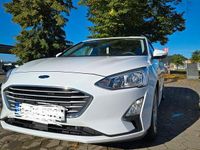 Gebraucht Ford Focus Cool & Connect 125 PS (91 kW) 2019 Weiß Kombi