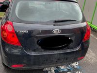 Gebraucht Kia Ceed 109 PS (80 kW) 2008 Schwarz Kleinwagen