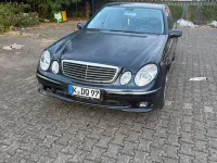 Gebraucht Mercedes E500 Avantgarde 306 PS (225 kW) 2002 Schwarz Limousine