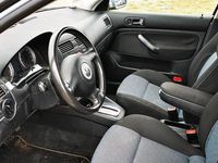 Gebraucht VW Bora 115 PS (84 kW) 2003 Blau Kombi