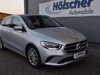 Gebraucht Mercedes B180 136 PS (100 kW) 2019 Silber Van / Kleinbus