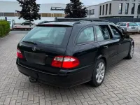 Gebraucht Mercedes E200 Classic 163 PS (119 kW) 2005 Schwarz Limousine