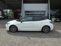 Gebraucht Toyota Corolla Team 122 PS (89 kW) 2020 Novaweiß perleffekt/schwarz Limousine