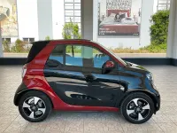 Gebraucht Smart ForTwo Electric Drive Exclusive 60 kW (82 PS) 2024 Bodypanels in black Cabrio