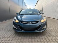 Gebraucht Hyundai i40 Style 178 PS (130 kW) 2012 Blau Limousine