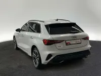 Gebraucht Audi A3 S-Line 204 PS (150 kW) 2025 Gletscherweiß metallic Limousine