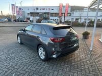 Gebraucht Kia Ceed Edition 7 99 PS (72 kW) 2019 Grau Kleinwagen