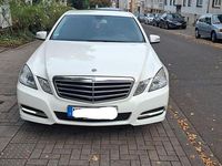 Gebraucht Mercedes E200 Avantgarde 136 PS (100 kW) 2012 Weiß Limousine