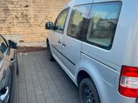 gebraucht VW Caddy Life Volkswagen 1.9 TDI Anhängerkupplung 7 Sitzer silber