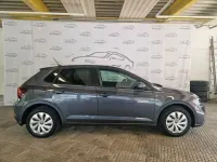 Gebraucht VW Polo Life 95 PS (69 kW) 2023 Rauchgrau met. Kleinwagen