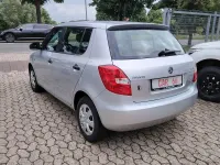 Gebraucht Skoda Fabia 69 PS (50 kW) 2015 Silber Kleinwagen
