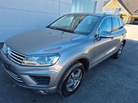 Gebraucht VW Touareg Terrain Tech 262 PS (192 kW) 2016 Grau SUV