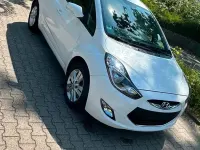 Gebraucht Hyundai ix20 90 PS (66 kW) 2014 Weiß Kleinwagen