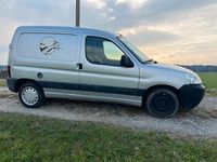 Gebraucht Citroën Berlingo 60 PS (44 kW) 2004 Silber Van / Kleinbus