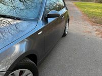 Gebraucht BMW 120 145 PS (106 kW) 2008 Grau Kleinwagen