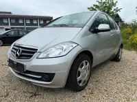 Gebraucht Mercedes A160 Avantgarde 95 PS (69 kW) 2012 Silber Limousine