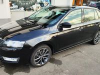 Gebraucht Skoda Rapid 122 PS (89 kW) 2015 Schwarzmagic perleffekt Kleinwagen