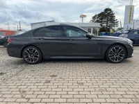 Gebraucht BMW 740 M Sport 320 PS (235 kW) 2019 Grau Limousine