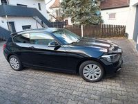Gebraucht BMW 114 102 PS (75 kW) 2014 Schwarz Kleinwagen