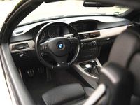 Gebraucht BMW 320 Cabriolet M Sport 184 PS (135 kW) 2011 Weiß Cabrio