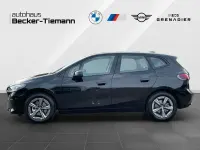 Gebraucht BMW 220 Active Tourer Efficient Dynamics 156 PS (114 kW) 2025 Saphirschwarz Van / Kleinbus