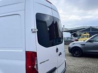 Second-hand Mercedes Sprinter 143 CP (105 kW) 2018 Alb Van