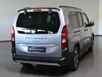 Neu Peugeot e-Rifter GT 100 kW (136 PS) 2026 Grau Van / Kleinbus