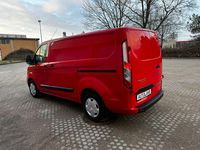 Gebraucht Ford Transit Custom 105 PS (77 kW) 2018 Rot Van / Kleinbus